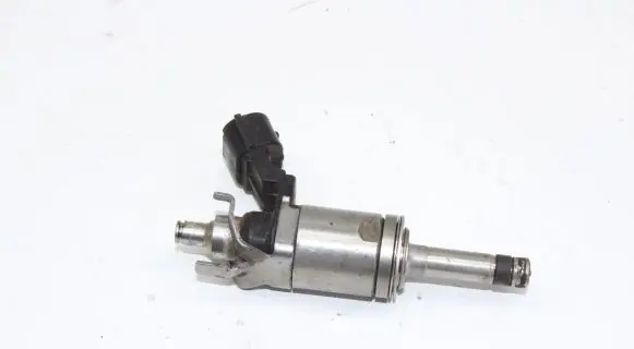 Ford Focus Fuel injector CM5EBB