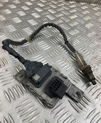 Volkswagen Touareg II Lambda probe sensor 059907807AA