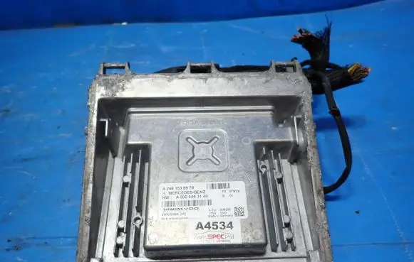 Mercedes-Benz A W169 Engine control unit/module A2661538979