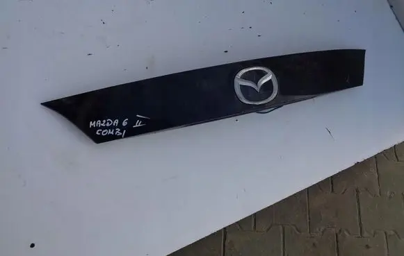Mazda 6 Tailgate trim 
