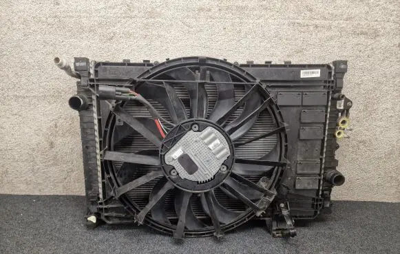 Land Rover Discovery Sport Radiator set GJ3219E849AD J9C38K230AA GJ3219710AA