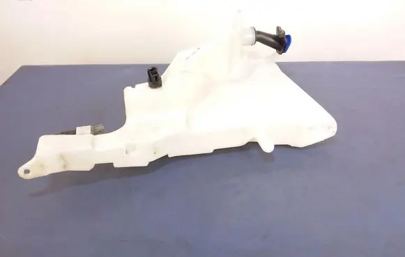 Jaguar XF X250 Windshield washer fluid reservoir/tank 8x23-17b613-b
