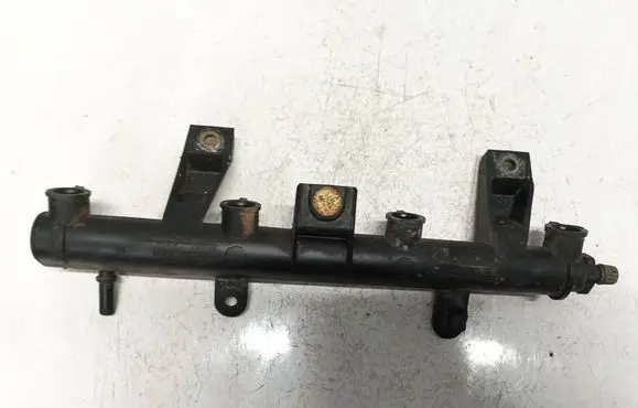Fuel main line pipe