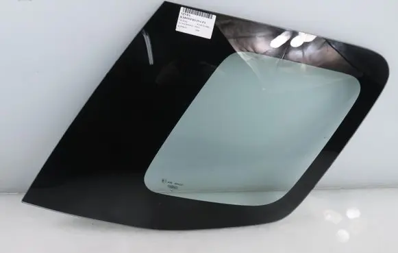 Suzuki Ignis Rear side window 