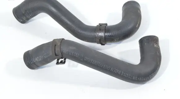 Porsche Cayman 987 Engine coolant pipe/hose 99657258305