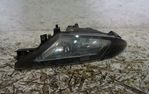 Lancia Y10 Headlight/headlamp