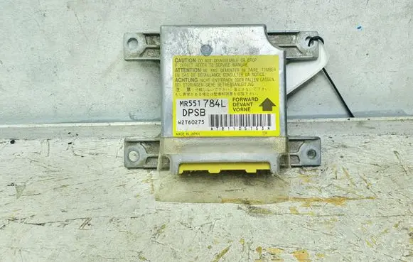 Mitsubishi Pajero Airbag control unit/module MR551784L