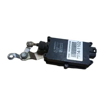 Mitsubishi Pajero Pinin Front door lock motor 1528005450