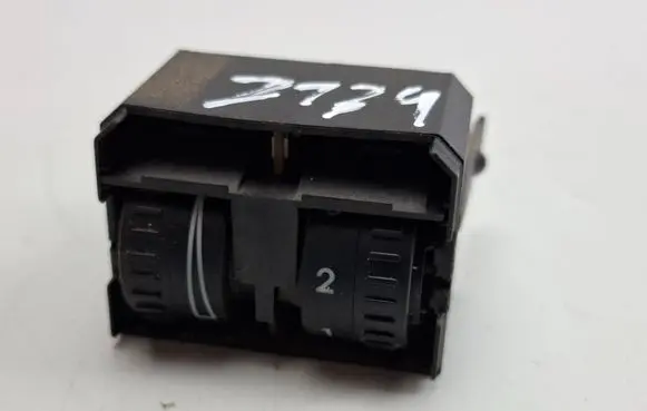 Volkswagen Caddy Headlight level height control switch 2K0941333A