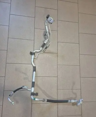 KIA Xceed Air conditioning (A/C) pipe/hose 97775J7200