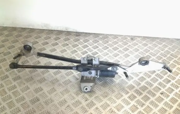 Mercedes-Benz A W176 Front wiper linkage and motor