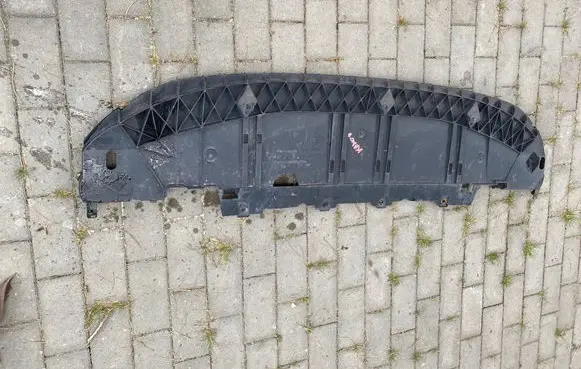 Renault Kangoo II Front bumper skid plate/under tray 