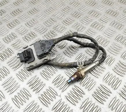 Mercedes-Benz E W238 Lambda probe sensor A0009058111 A3C01057700