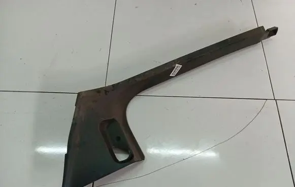 Skoda Octavia Mk2 (1Z) Front sill trim cover AZ5