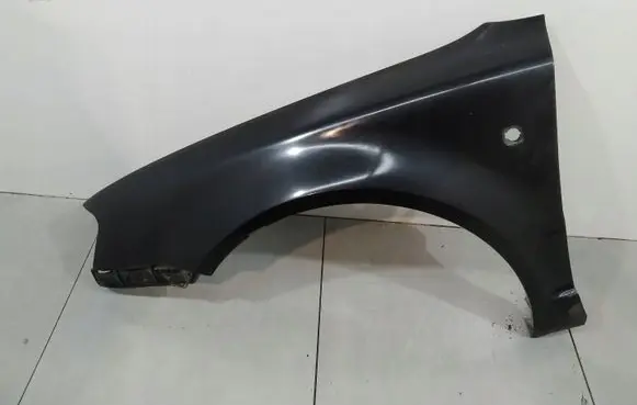 Skoda Superb B5 (3U) Fender 