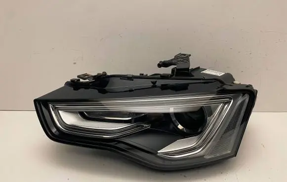 Audi A5 8T 8F Headlight/headlamp 8T0941005C LE10B6237 030127427104