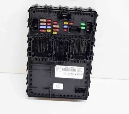 Ford Puma Central body control module F005V03568 LU5T15604BJAE