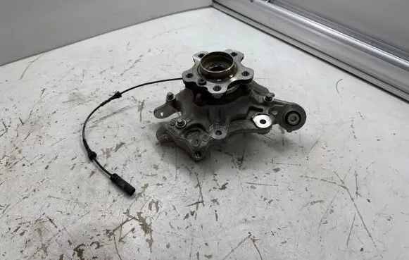 BMW 3 G20 G21 Rear wheel hub spindle/knuckle 6898481 00507127791 6894815