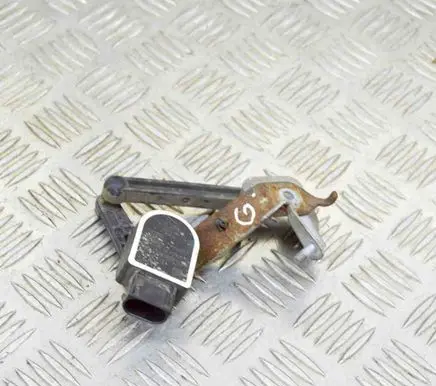 BMW 2 F22 F23 Rear air suspension level height sensor 6860843 6783046