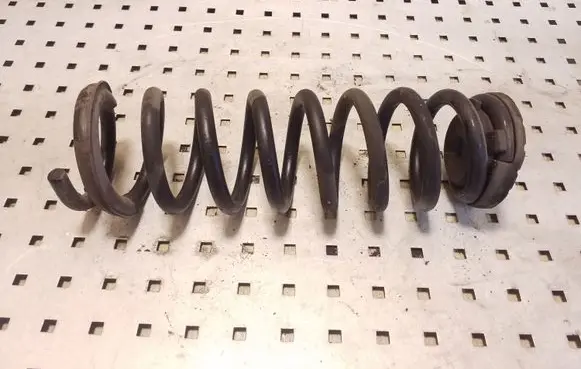 Hyundai i40 Rear coil spring