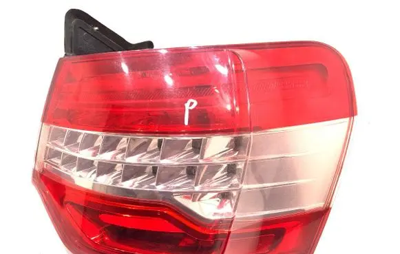 Rear/tail lights