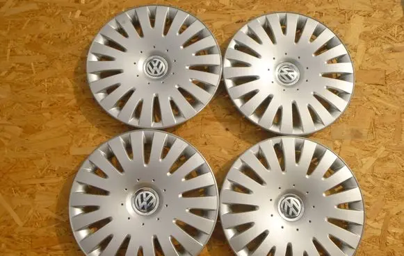 Volkswagen PASSAT B6 R16 wheel hub/cap/trim 3C0601147B