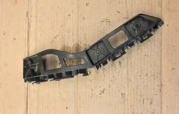 Volkswagen Polo V 6R Rear bumper mounting bracket 6R6807393A