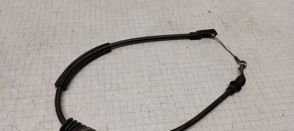Volkswagen Polo IV 9N3 Front door cable line 6Q4837085A