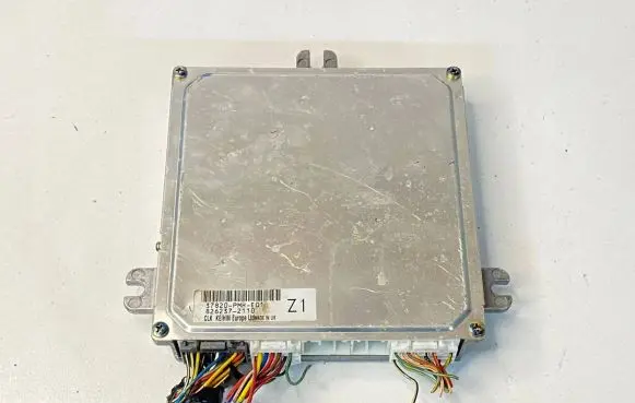Honda Civic Engine control unit/module ECU 8262372110 37820-PMH-E01
