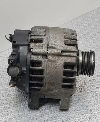 Peugeot 5008 Generator/alternator 2605546A 109200864 9665617780