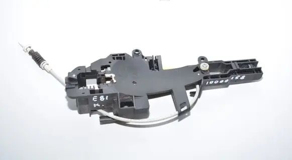 BMW 1 E81 E87 Front door coupe exterior handle/bracket 7059677 7200935