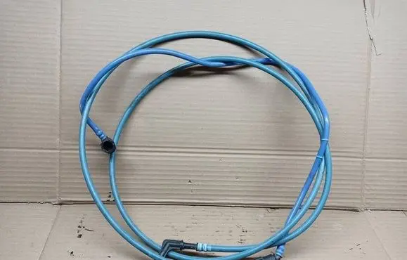 Volkswagen PASSAT B8 Fuel line pipe 3Q0200059