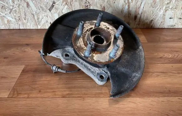 Opel Insignia A Front wheel hub
