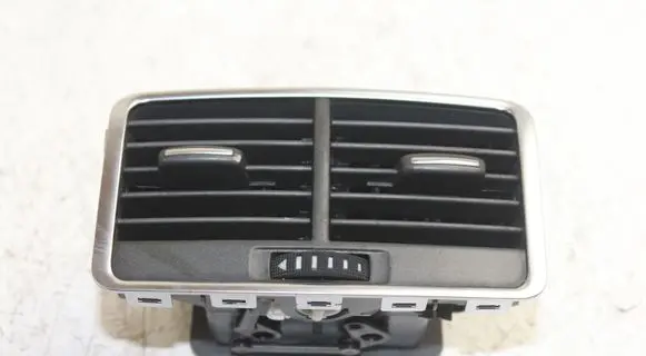 Audi A6 S6 C6 4F Rear air vent grill 4F0819203B