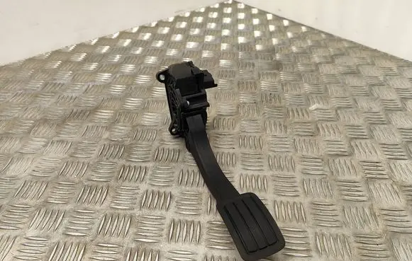 Peugeot 308 Accelerator throttle pedal 0280755273 86et340696499