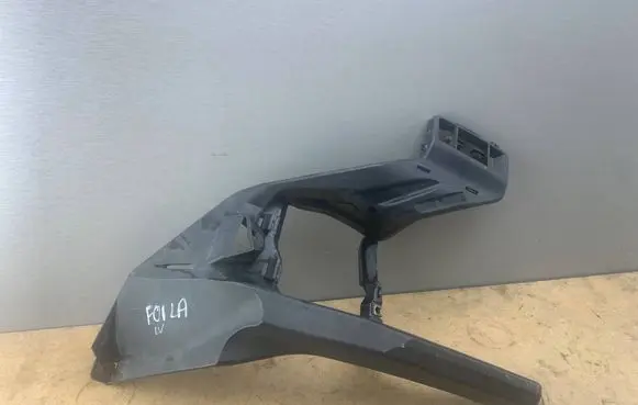 Front bumper mounting bracket
