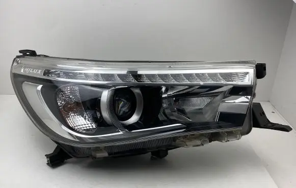 Toyota Hilux (AN120, AN130) Headlight/headlamp CMD60GF20