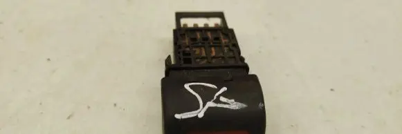 Subaru Forester SF Hazard light switch