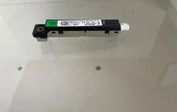 Audi Q2 - Aerial antenna amplifier 920460301 920460D 81A035225