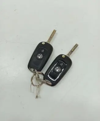 Opel Astra K Ignition key/card 