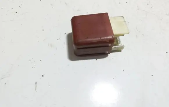 Mazda Xedos 6 Other relay 5m18
