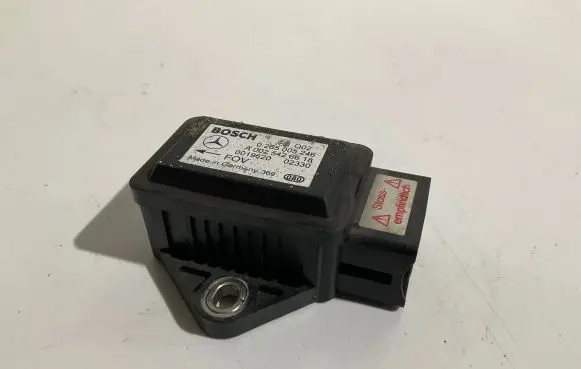 Mercedes-Benz E W211 ESP acceleration yaw rate sensor A0025426618 0019620