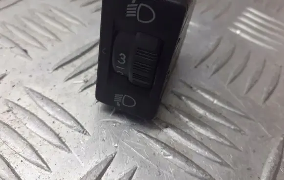 Citroen C3 Headlight level height control switch 96661868XT