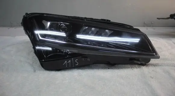 Headlight/headlamp