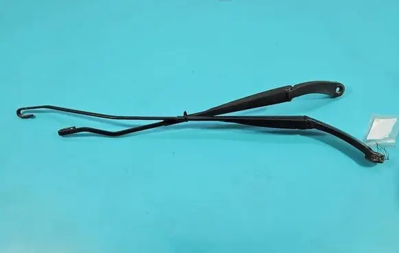 Dacia Dokker Front wiper blade arm 2888167R IMPRK1470318