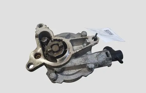 Nissan X-Trail T31 Vacuum pump 146503760R 0190851