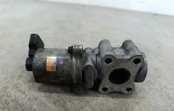 Toyota Auris 150 EGR valve 256200R020