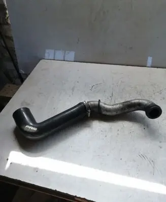 BMW 1 E81 E87 Intercooler hose/pipe 11617788342