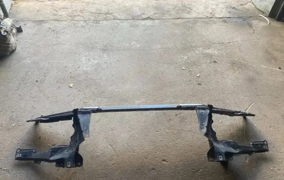 BMW X5 E53 Radiator support slam panel 23313V952