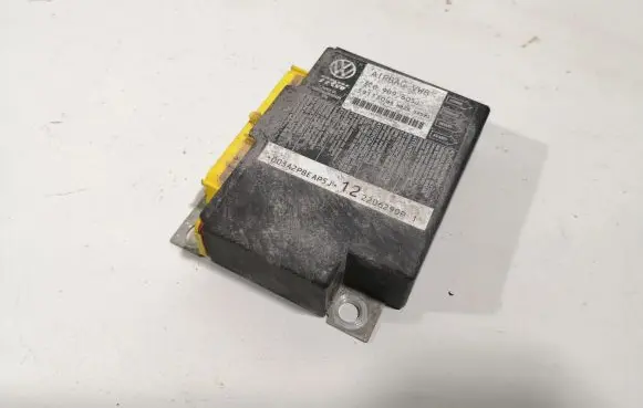 Volkswagen PASSAT B6 Airbag control unit/module 3C0909605J